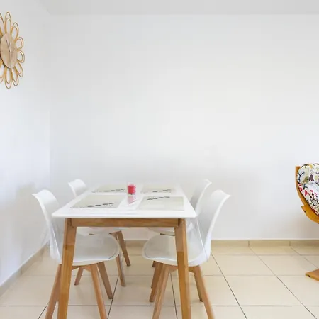 Home2book Coastal Hideaway Abrigos